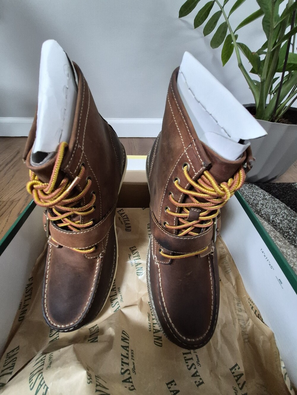 EASTLAND BOOTS